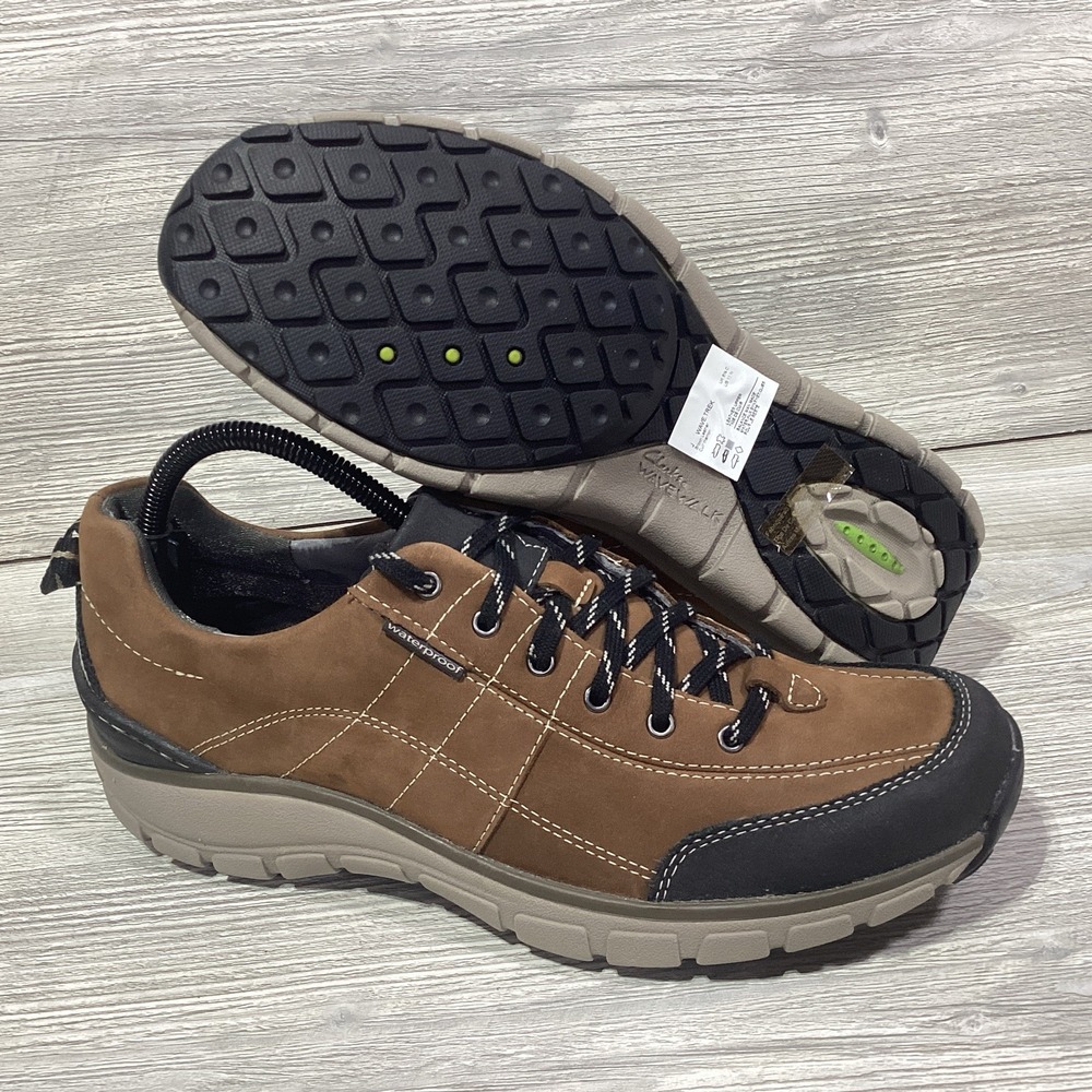 Clarks Wave Trek Walking Shoes Womens Size 11N Brown Nubuck Leather Waterproof